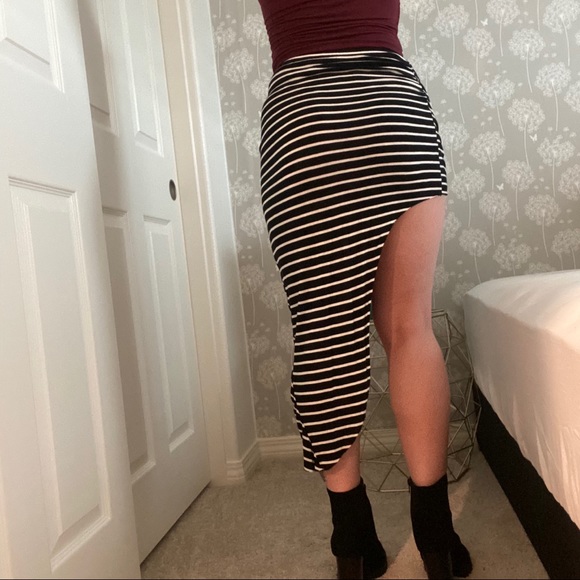 Black Stripe Twist Wrap Front Skirt - Picture 5 of 8